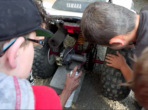 prsmotoquad ecole de moto et quad apprend la mécanique.